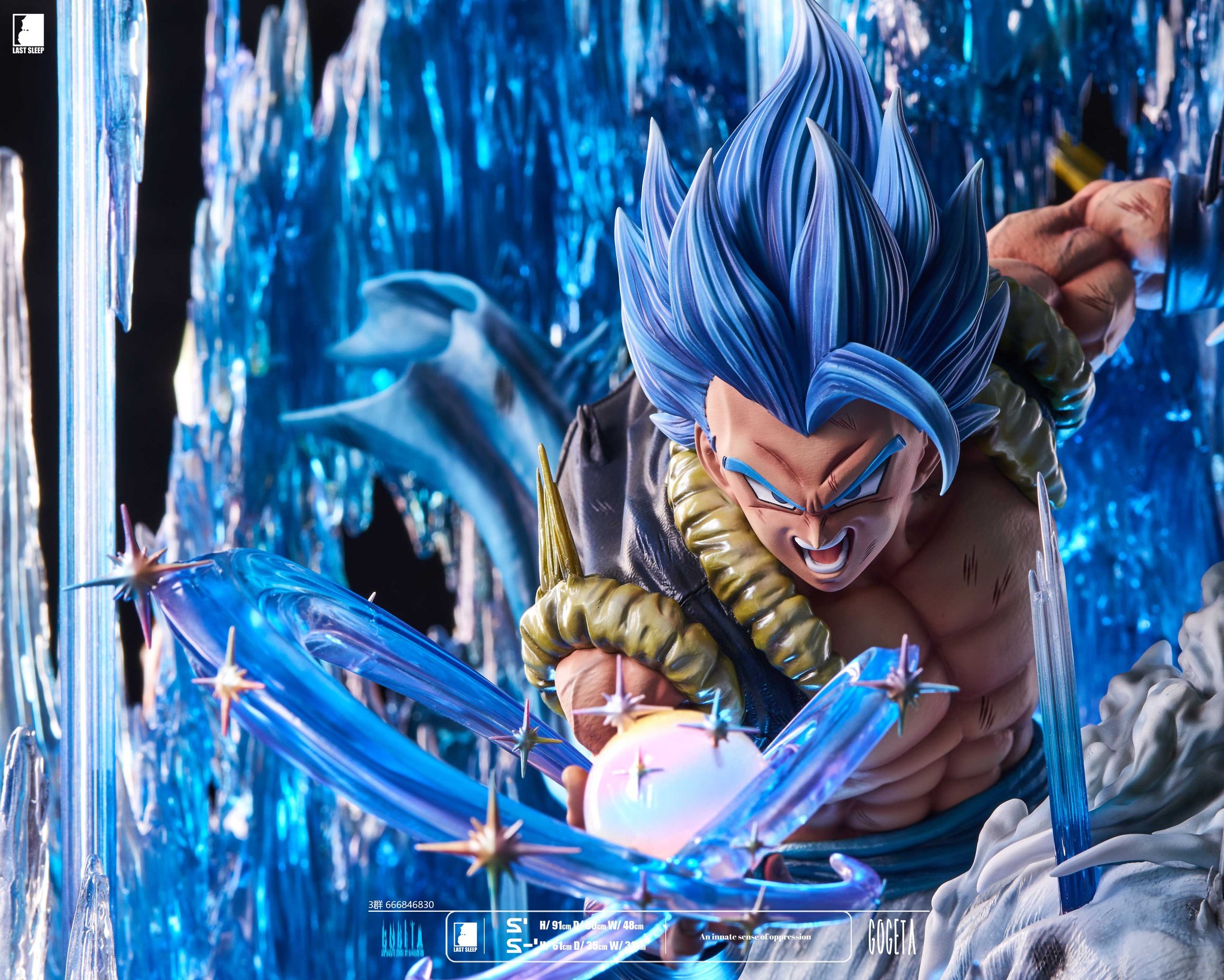 1/6 Scale Super Saiyan Blue Gogeta with LED - Dragon Ball Resin